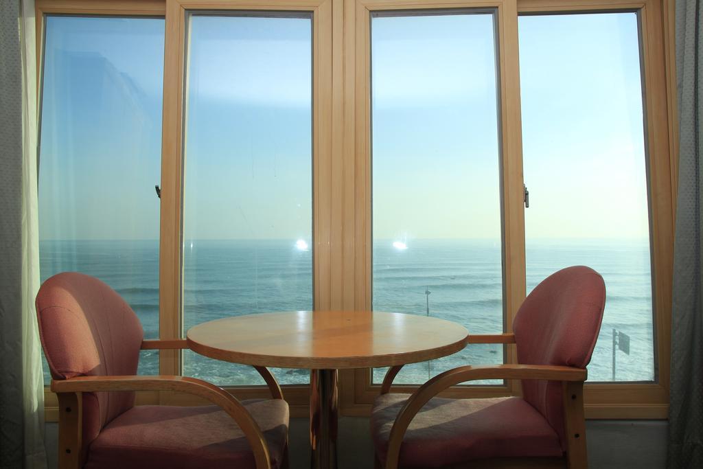 Benikea Hotel Mountain & Ocean Daepohang Sokcho Extérieur photo