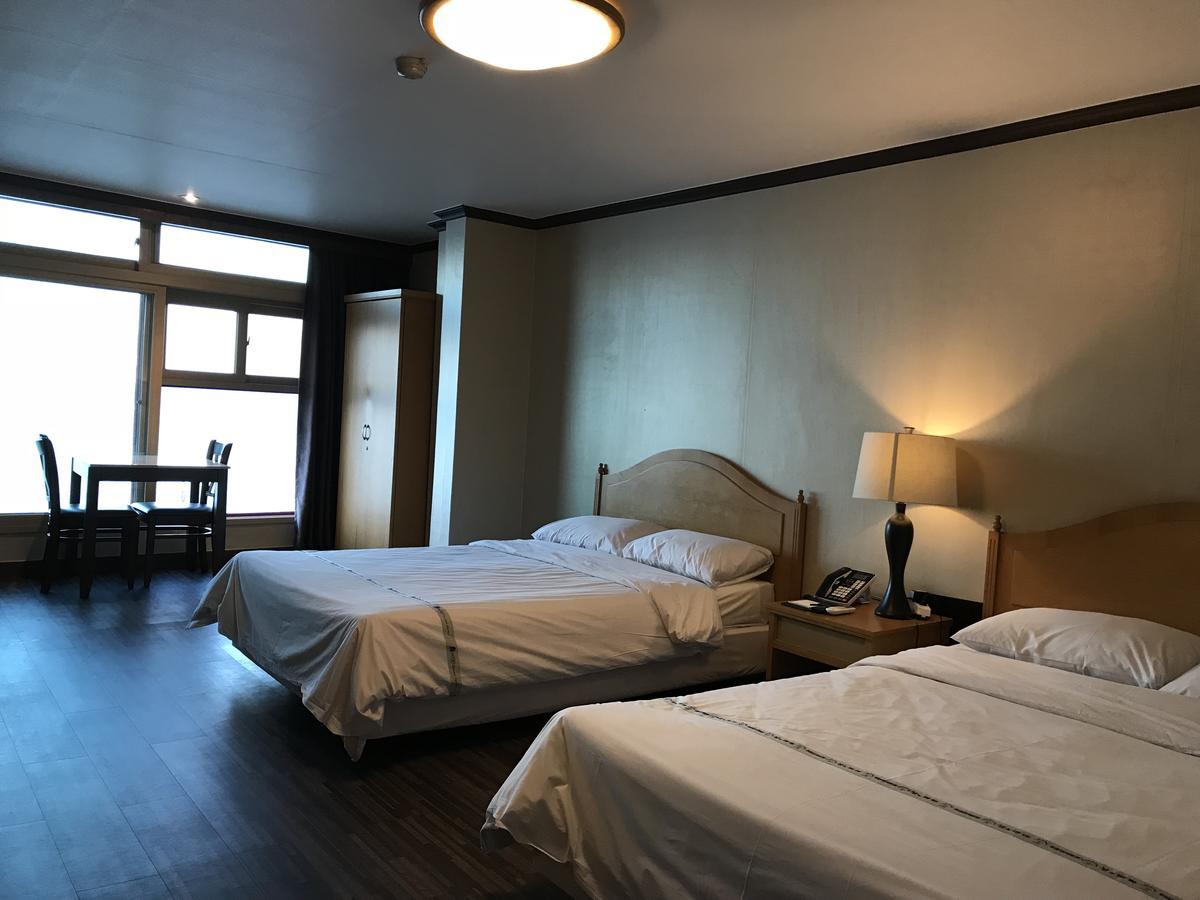 Benikea Hotel Mountain & Ocean Daepohang Sokcho Extérieur photo