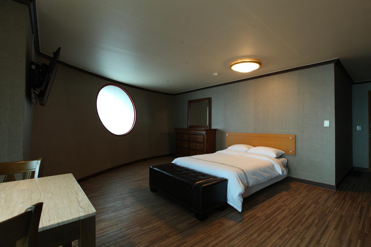 Benikea Hotel Mountain & Ocean Daepohang Sokcho Extérieur photo