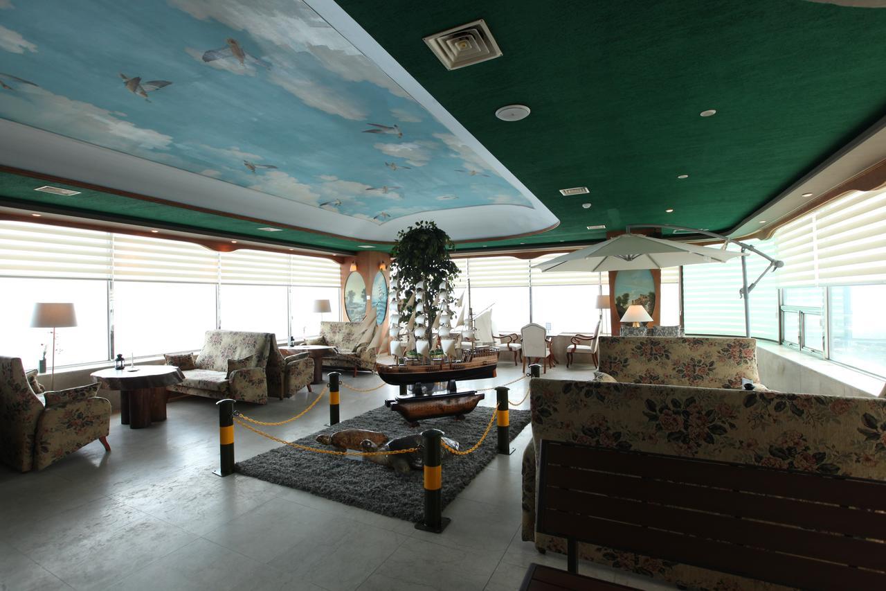 Benikea Hotel Mountain & Ocean Daepohang Sokcho Extérieur photo